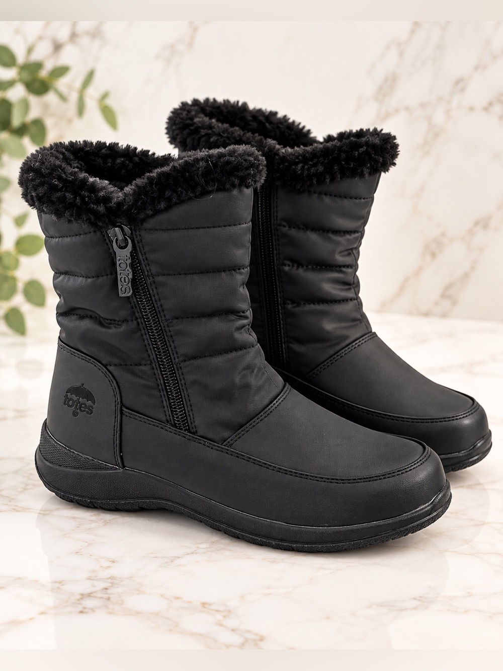 Totes Linda 2 Black Winter Snow Boots Faux Fur Side Zip Women’s 7M Rainy Season